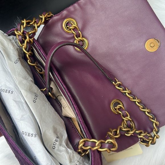 New GUESS Kimi Logo Convertible Crossbody - Picture 9 of 9